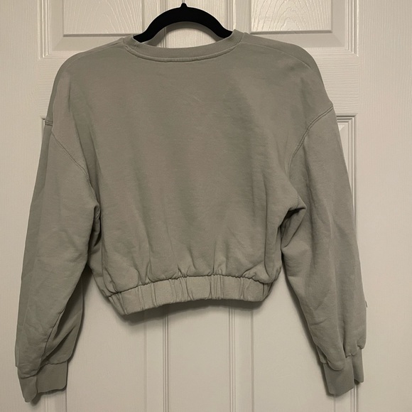 Zara Cropped Crewneck Sweater - Picture 2 of 4